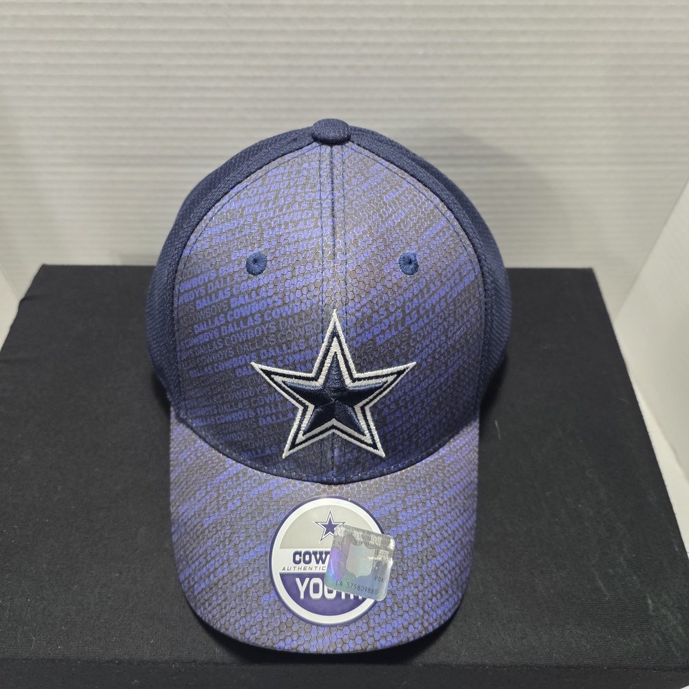 Dallas Cowboys Navy Blue Youth Capt NWT